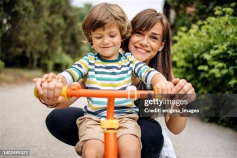 338,800 Moms With Boys Stock Photos and High